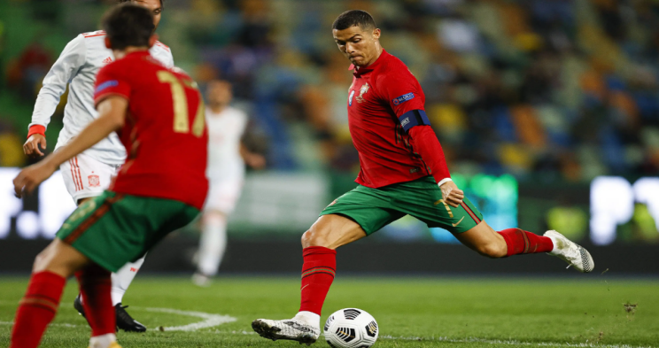 桑纳菲尤尔vs汉坎直播_免费观看桑纳菲尤尔vs汉坎直播赛事_桑纳菲尤尔vs汉坎直播赛事频道直播-24直播